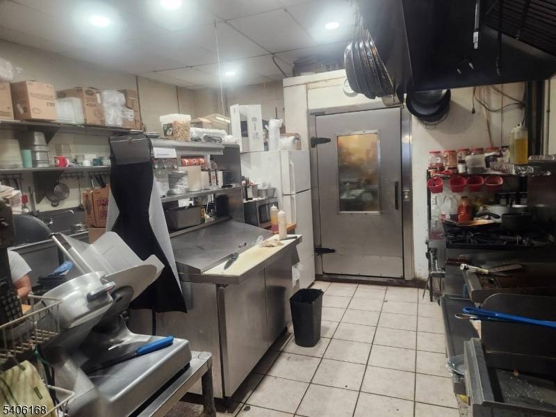 938 Inman Ave, Edison Twp., NJ 08820