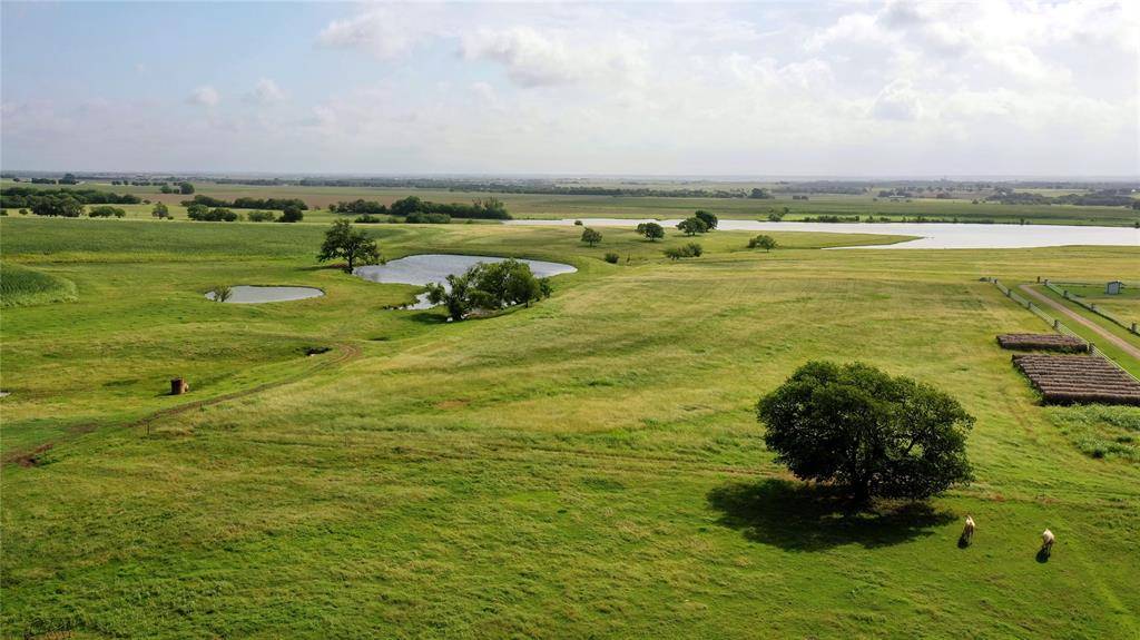 173 County Road 1341, Hillsboro, TX 76645