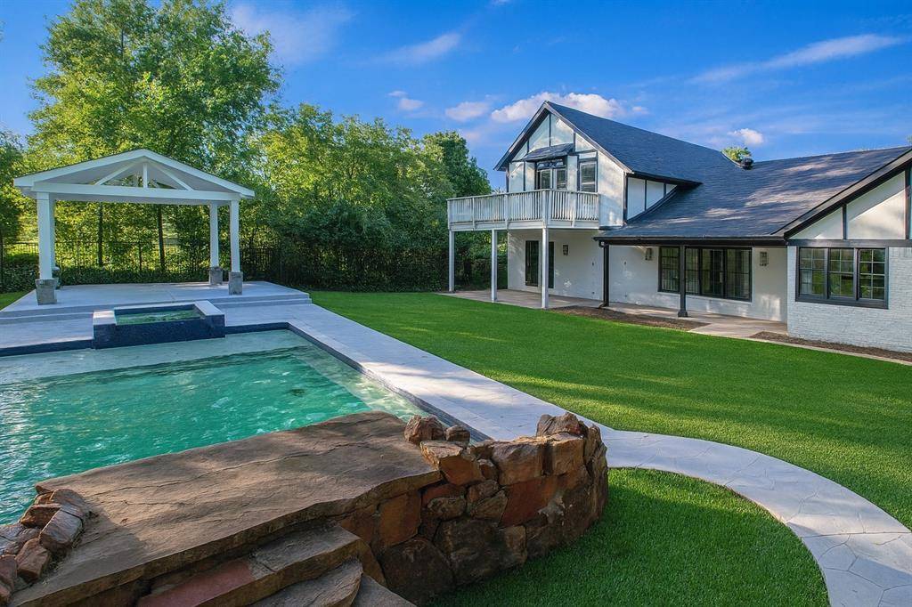 871 Timberwood Lane, Fairview, TX 75069