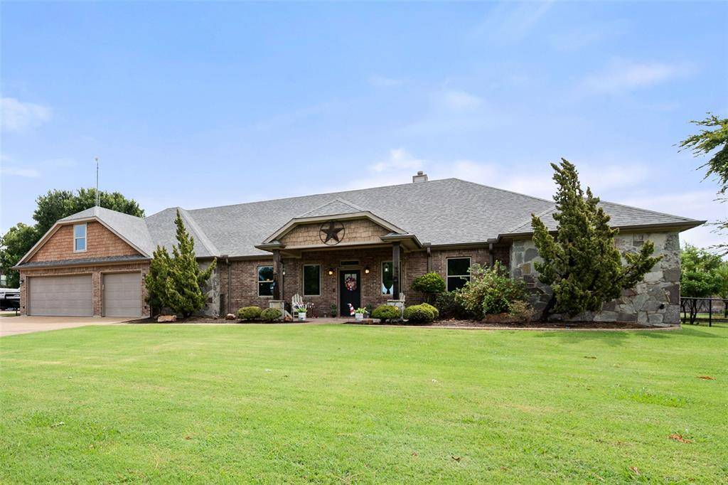 606 Sunset Point, Kerens, TX 75144
