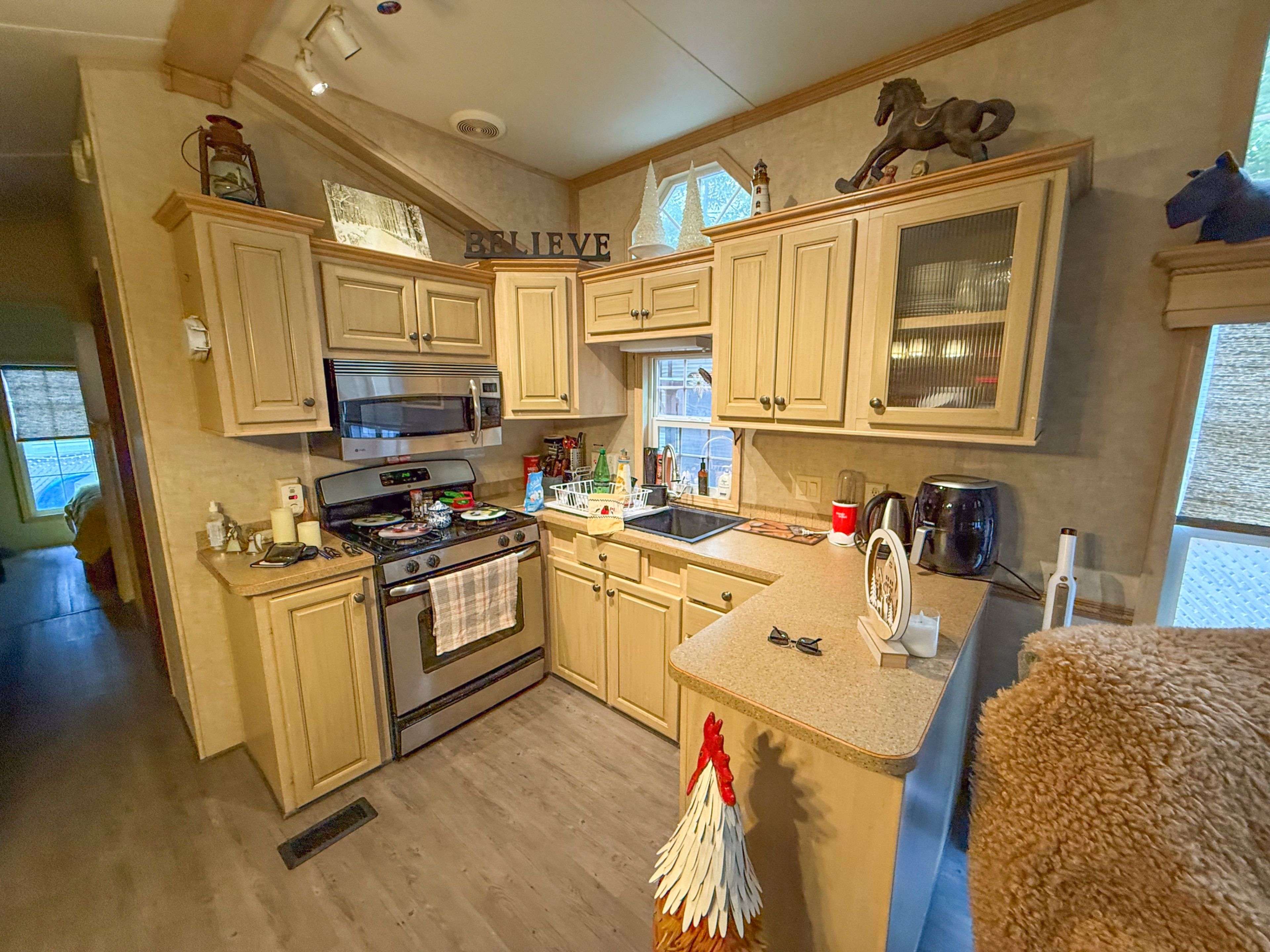 77719 BLUEWATER HWY, Bluewater, ON N0M 1G0