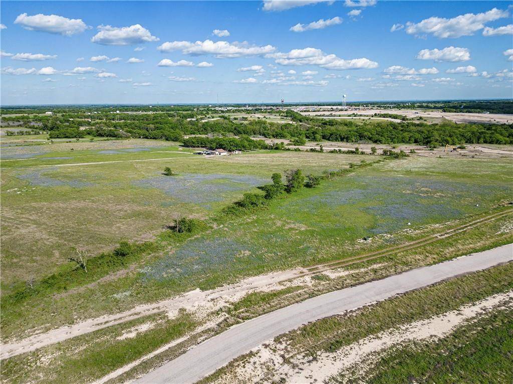 83 Crest View Trail, Hillsboro, TX 76645
