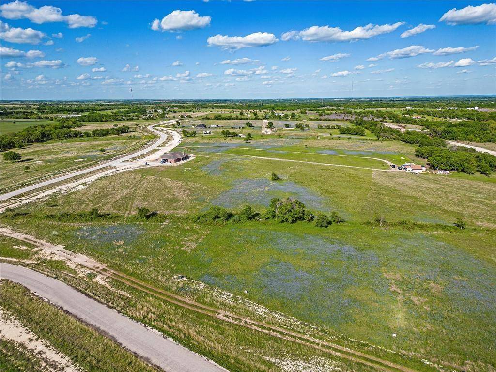 83 Crest View Trail, Hillsboro, TX 76645
