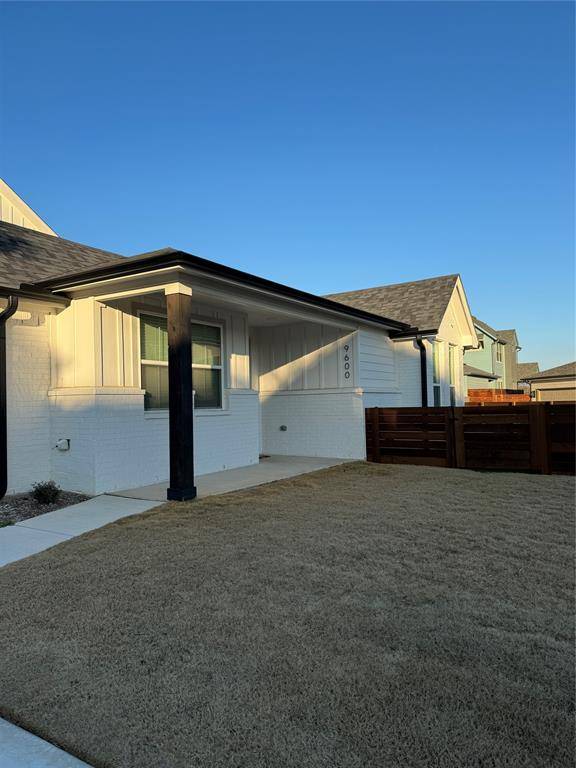 9600 Sullivan Lane, Fort Worth, TX 76179