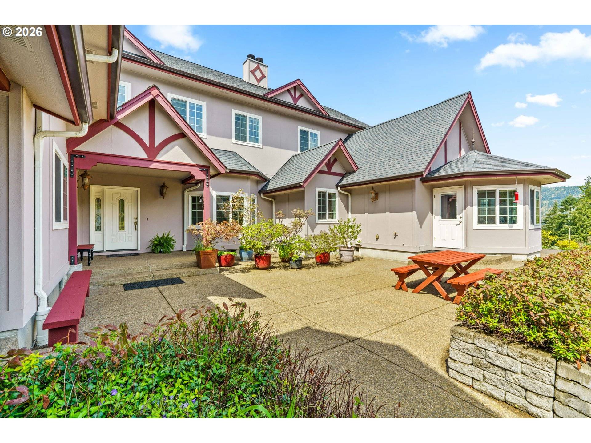 90834 COBURGHILLS DR, Eugene, OR 97408