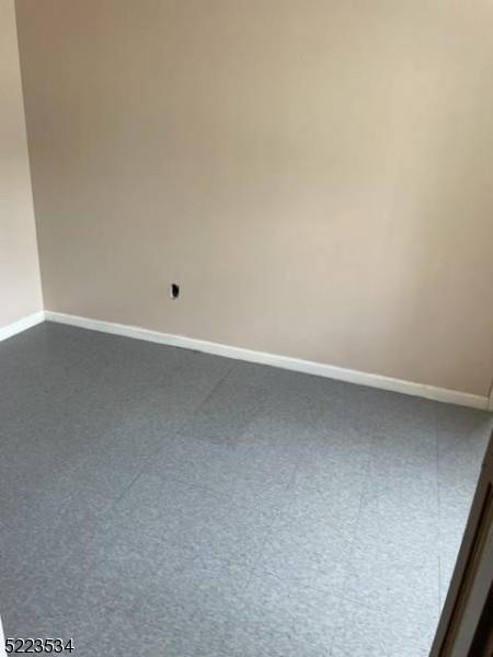 2-4 Hamburg Ave, Sussex Boro, NJ 07461