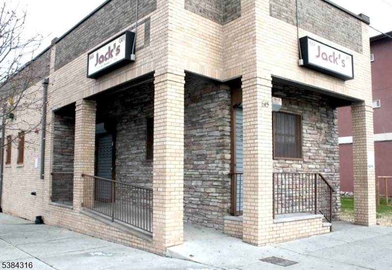 615 Orange St, Newark City, NJ 07107