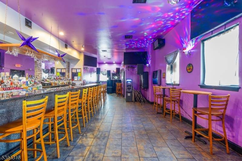 615 Orange St, Newark City, NJ 07107