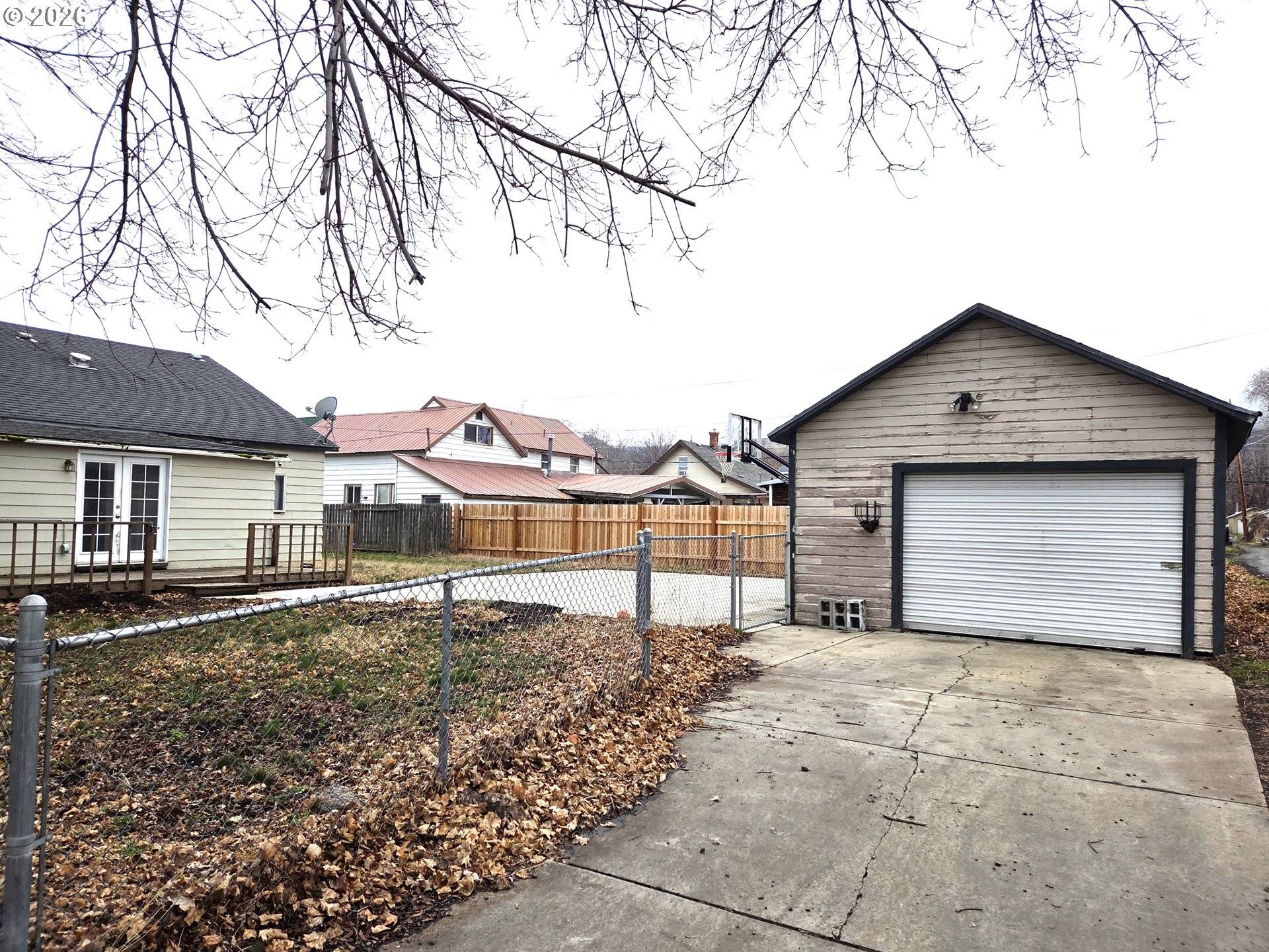 2402 N SPRUCE ST, La Grande, OR 97850