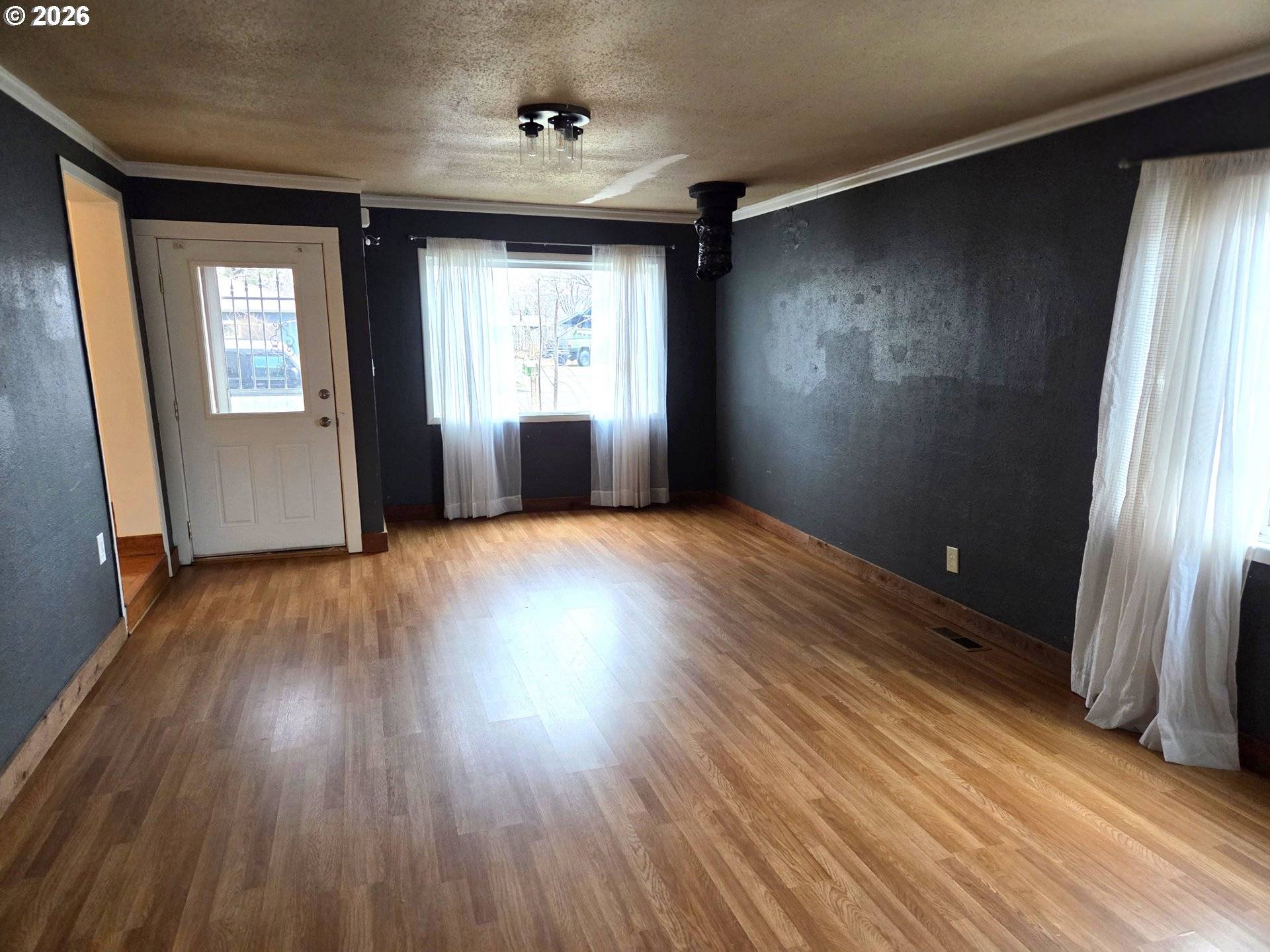 2402 N SPRUCE ST, La Grande, OR 97850