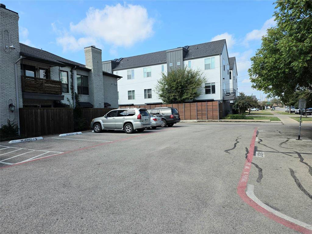 1503 N Garrett Avenue #103, Dallas, TX 75206