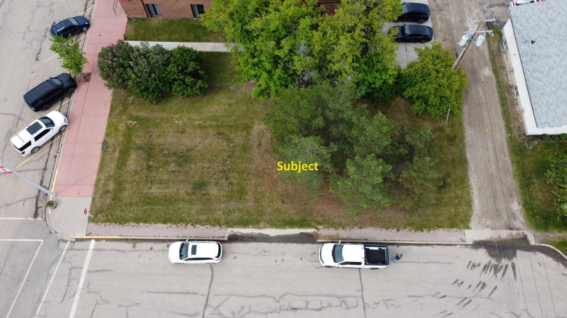 214 10th ST, Beaverlodge, AB T0H 0C0