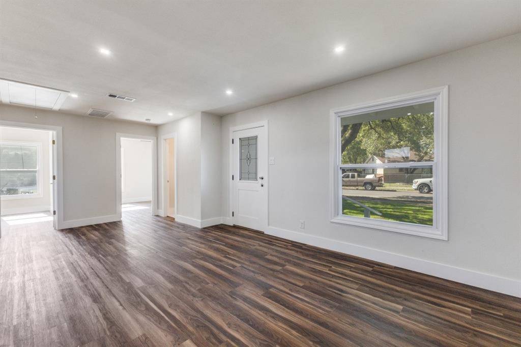 1410 Prichard Lane, Dallas, TX 75217