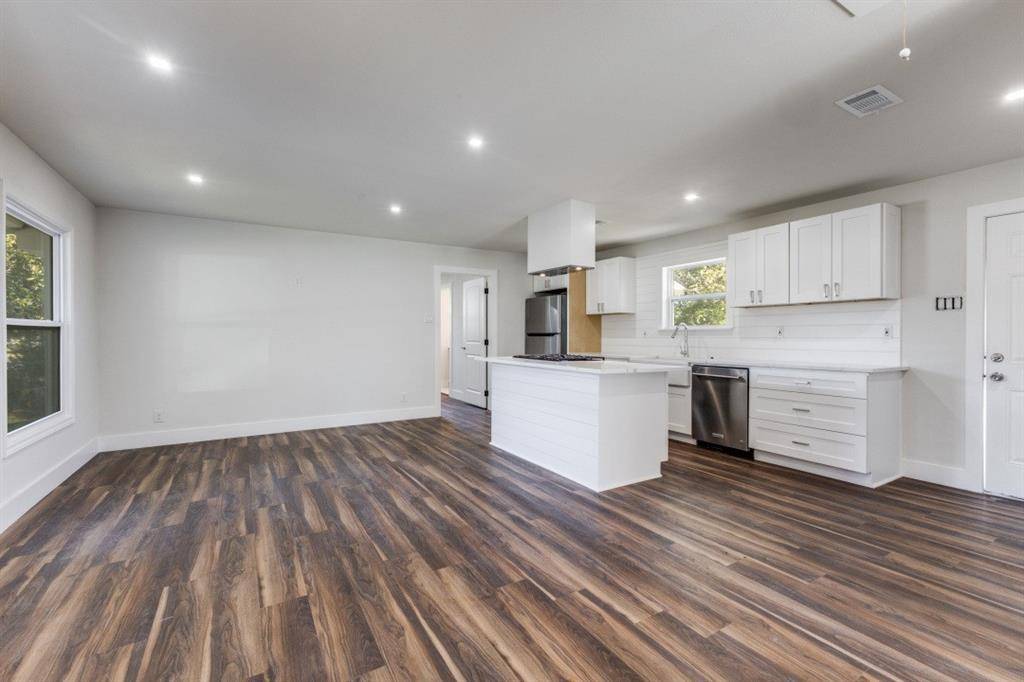 1410 Prichard Lane, Dallas, TX 75217