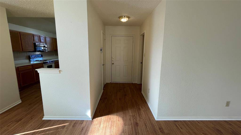 308 SIERRA Way, Cedar Hill, TX 75104