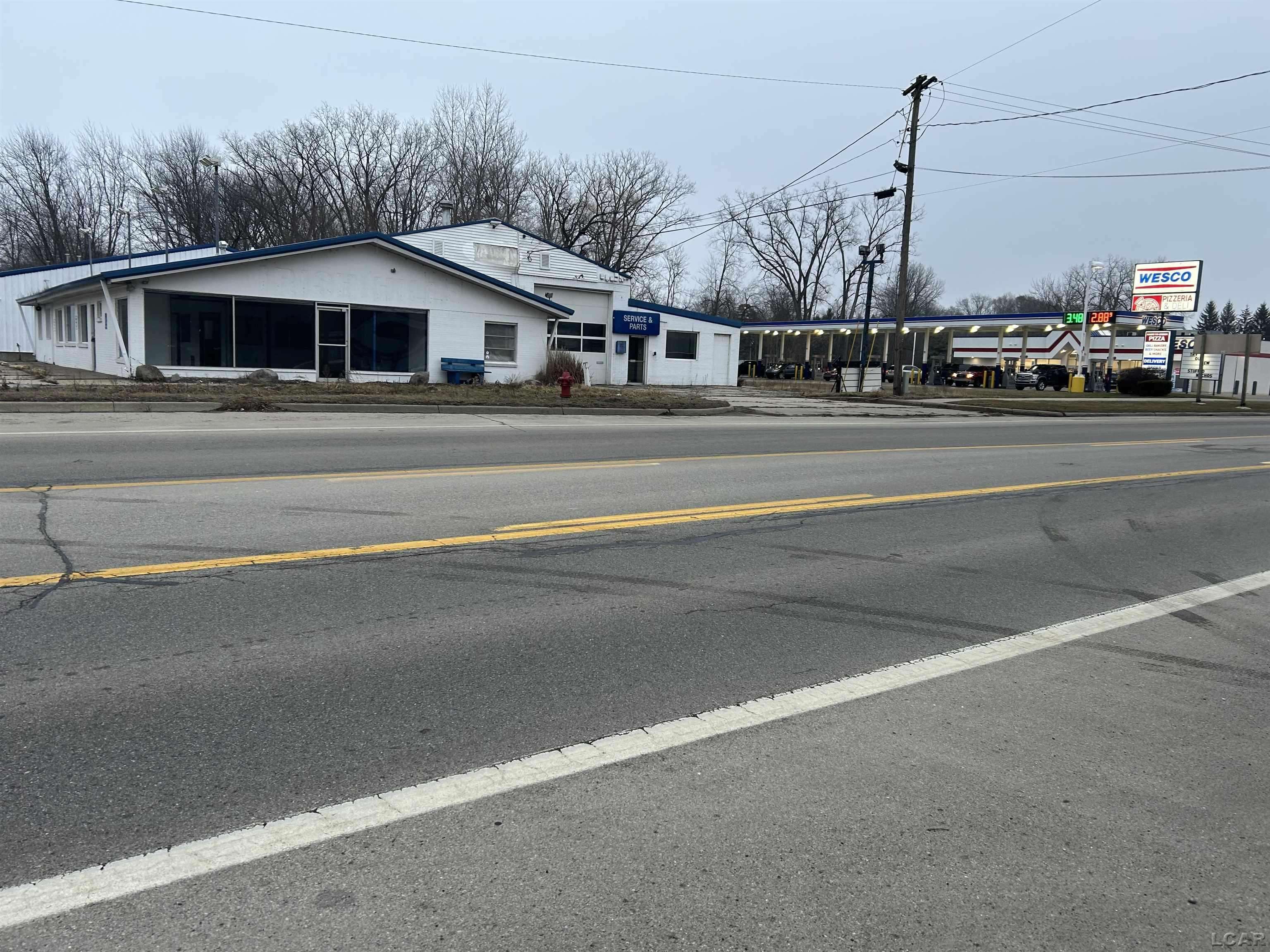 10405 Brooklyn RD, Columbia Twp, MI 49230