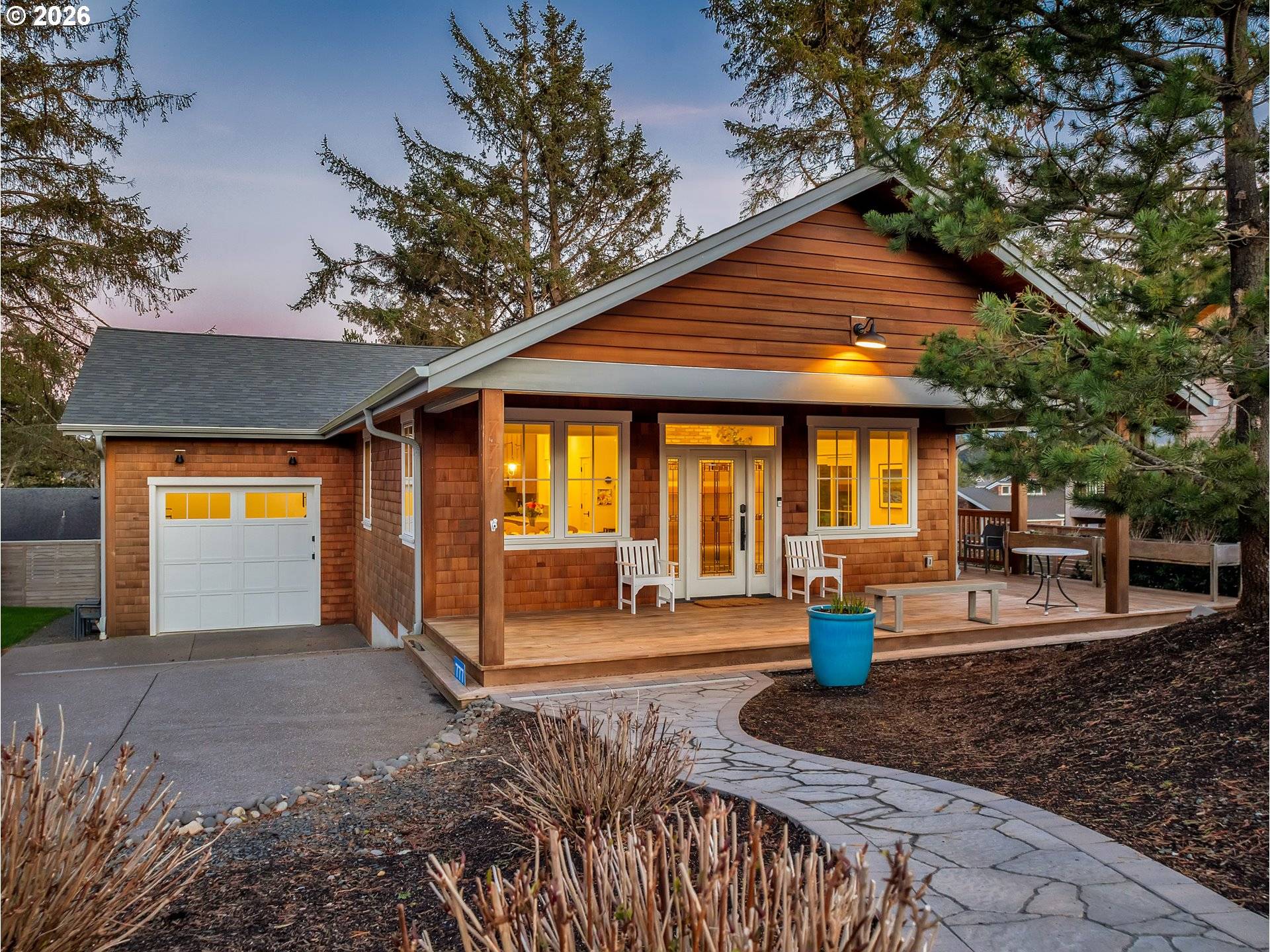 777 N MARION AVE, Gearhart, OR 97138