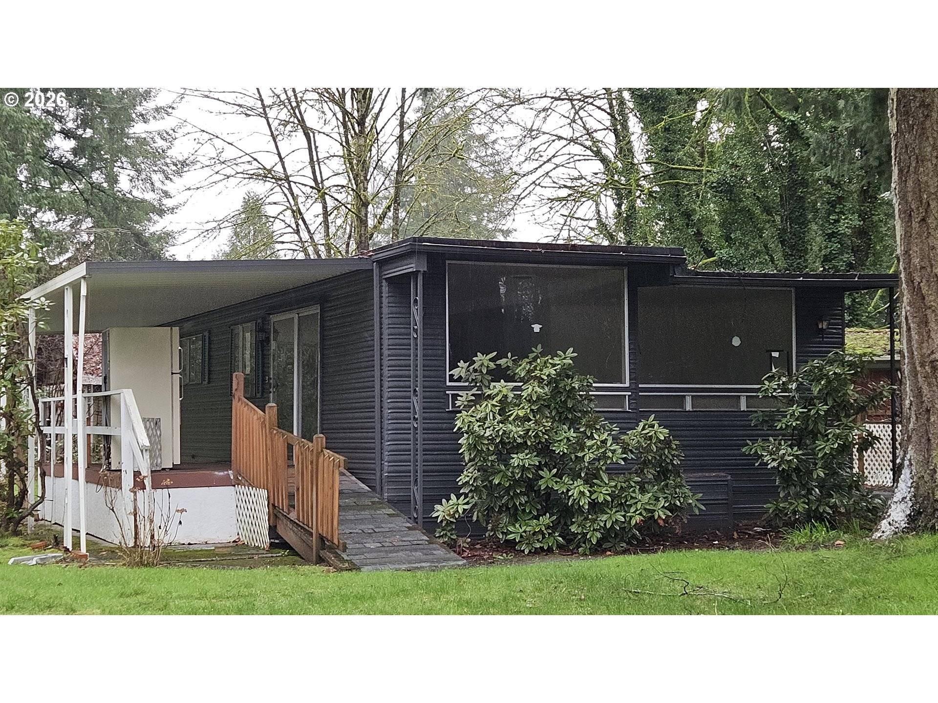 8021 OLD PACIFIC HWY, Castle Rock, WA 98611