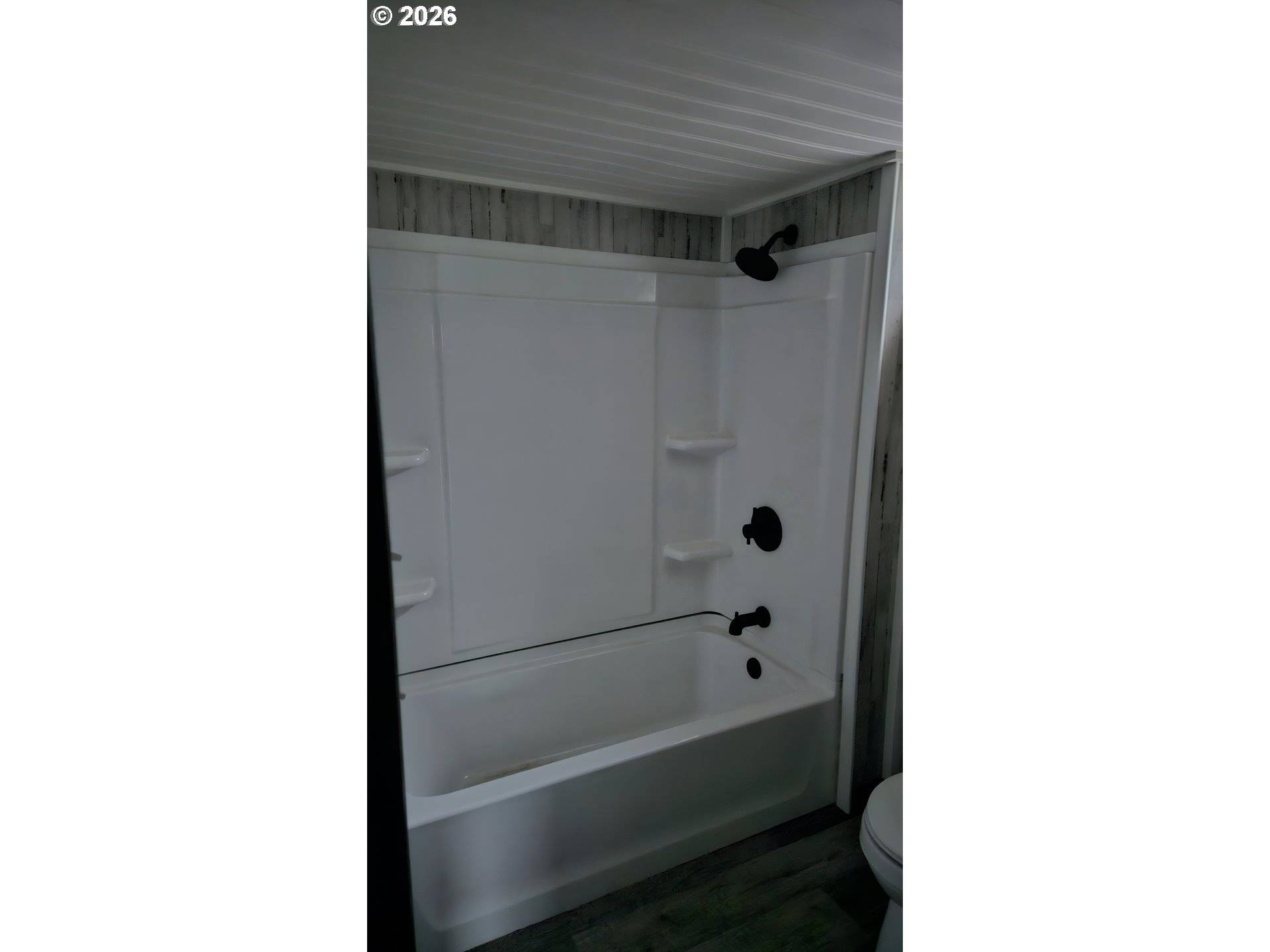 8021 OLD PACIFIC HWY, Castle Rock, WA 98611