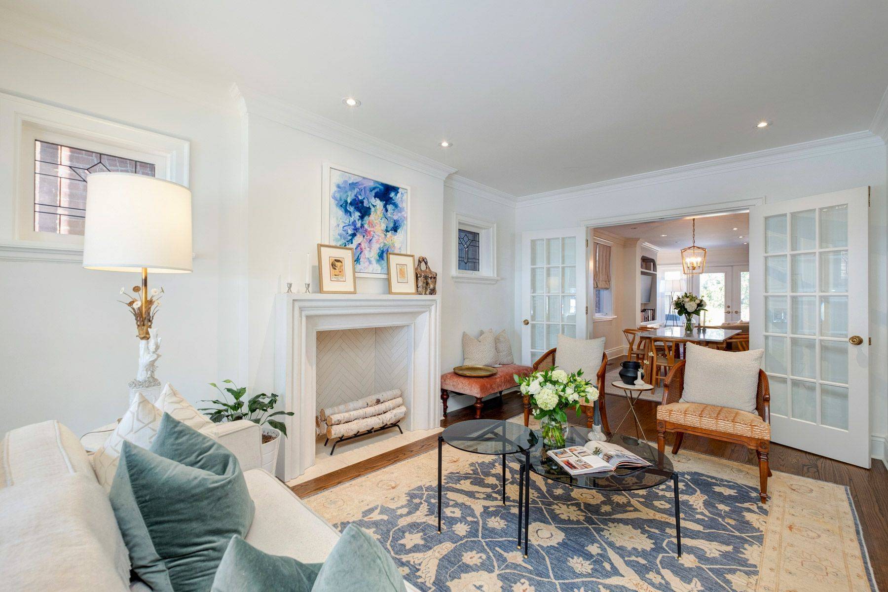 165 Welland AVE, Toronto C09, ON M4T 2J6