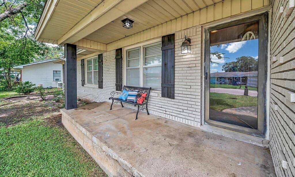 145 Darden Drive, Robinson, TX 76706