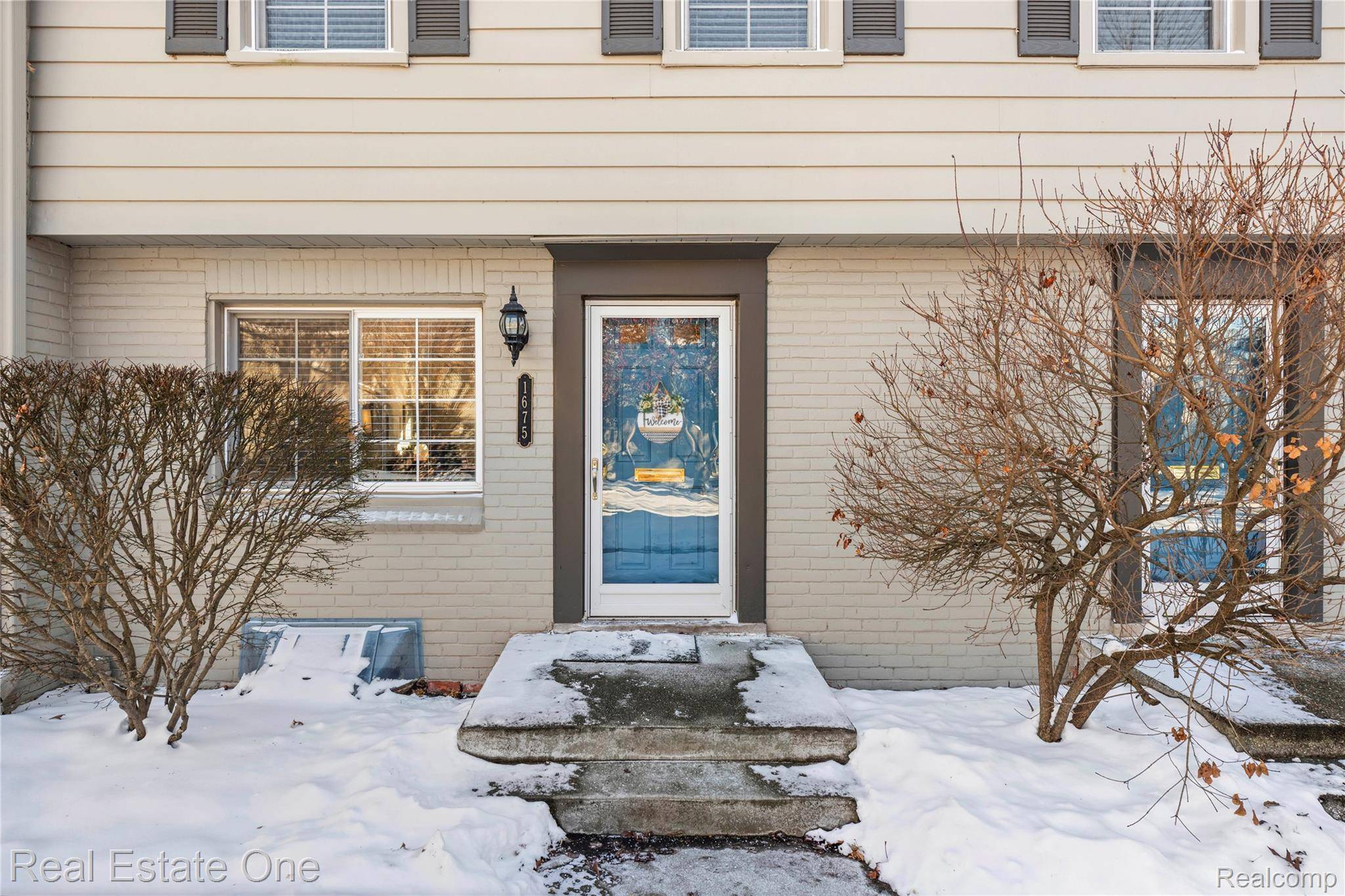 1675 Graefield RD, Birmingham, MI 48009