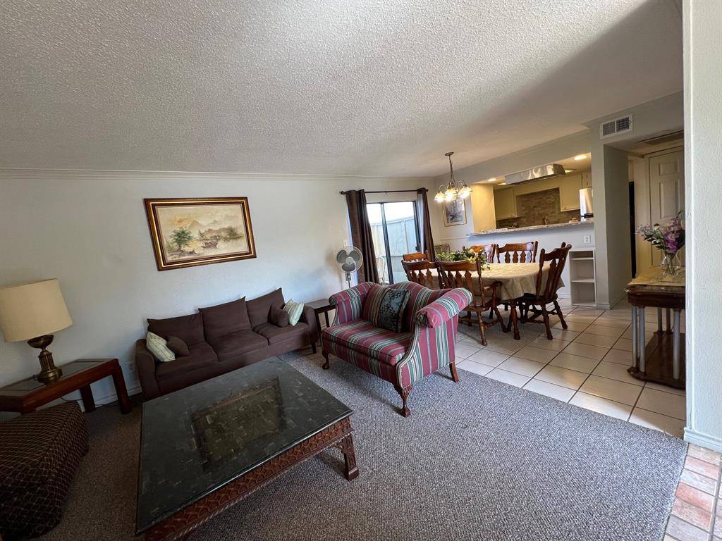 5933 Harvest Hill Road #1095, Dallas, TX 75230