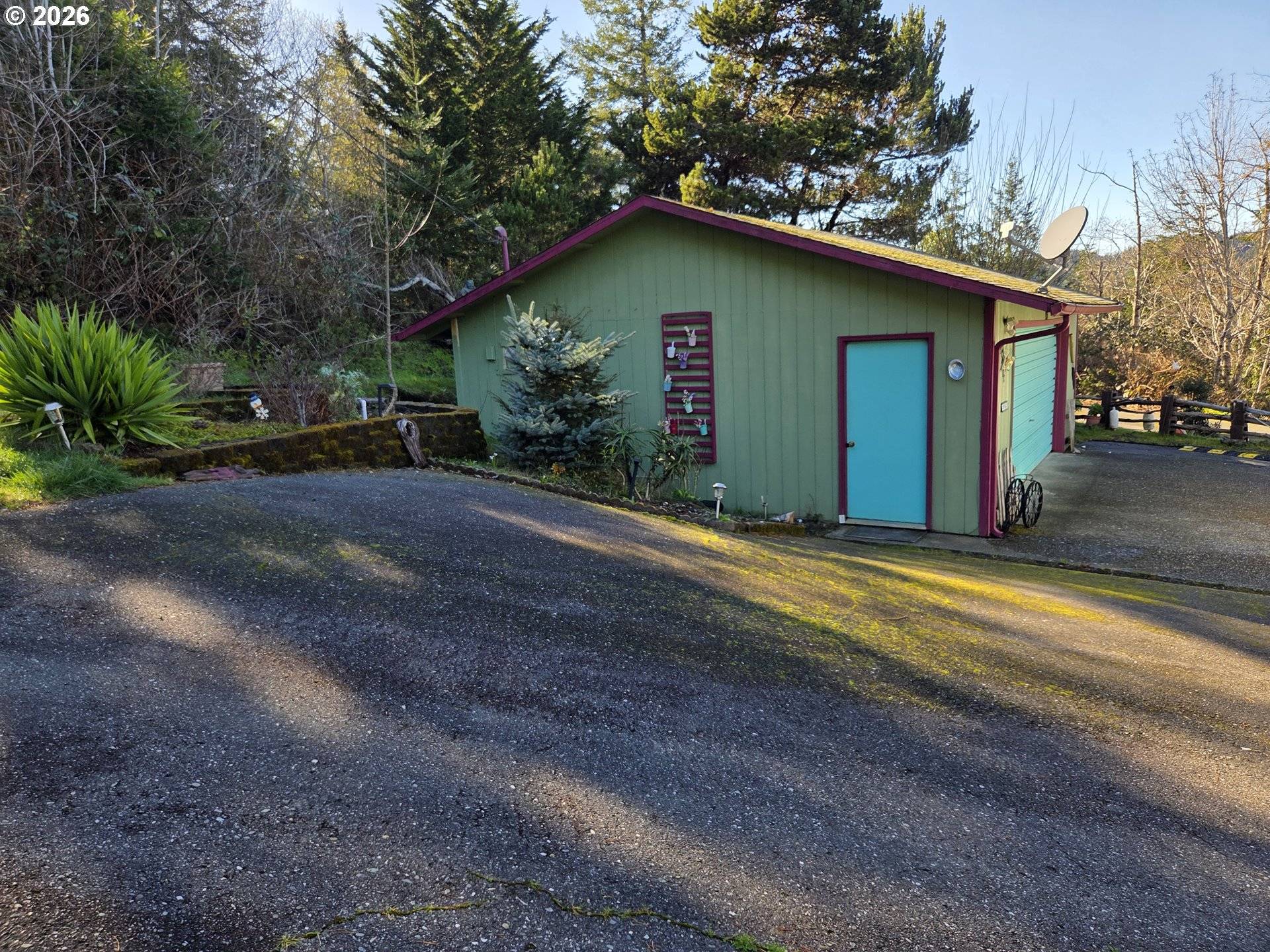 30235 EAGLEVIEW DR, Gold Beach, OR 97444