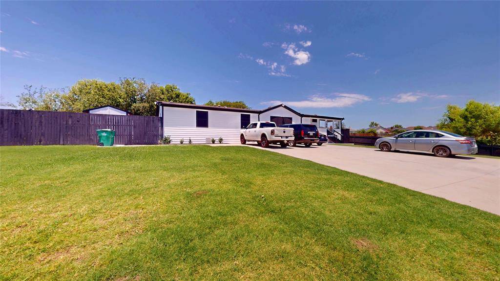 100 Mcdaniel Drive, Little Elm, TX 75068