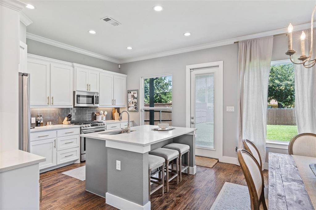 3034 Encino Drive, Dallas, TX 75228