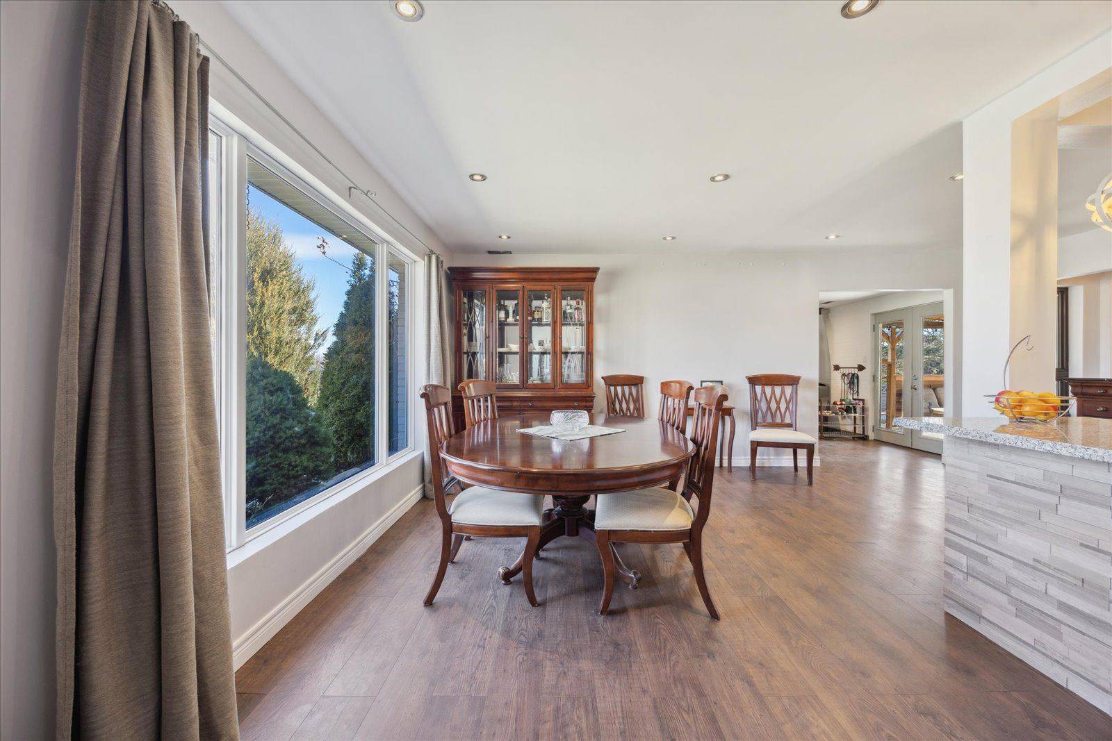 27 Jamieson DR, Adjala-tosorontio, ON L0N 1R0