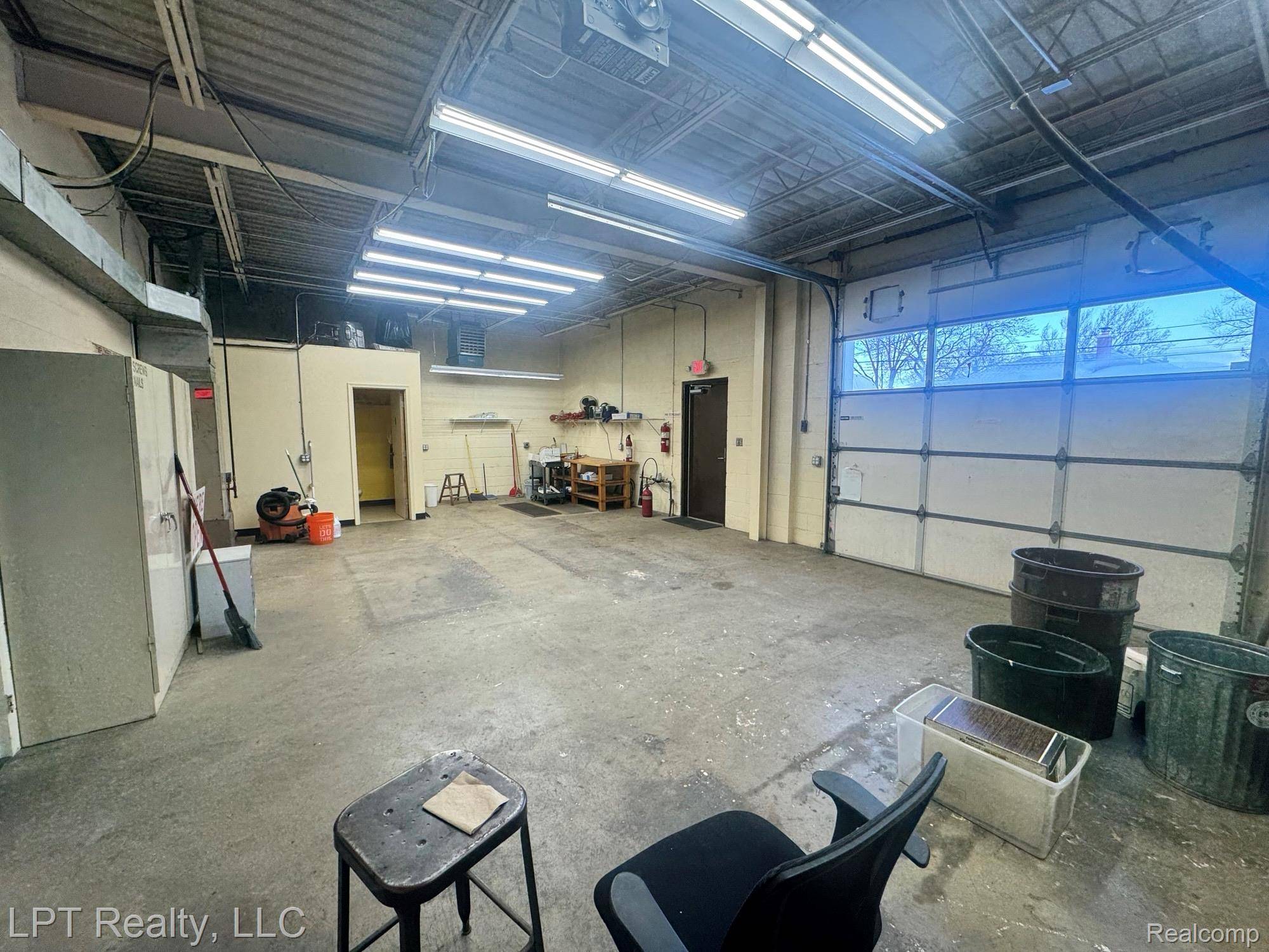 17140 Ecorse RD, Allen Park, MI 48101