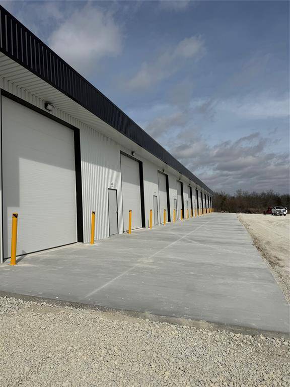 8648 US HWY 82 West, Brookston, TX 75421