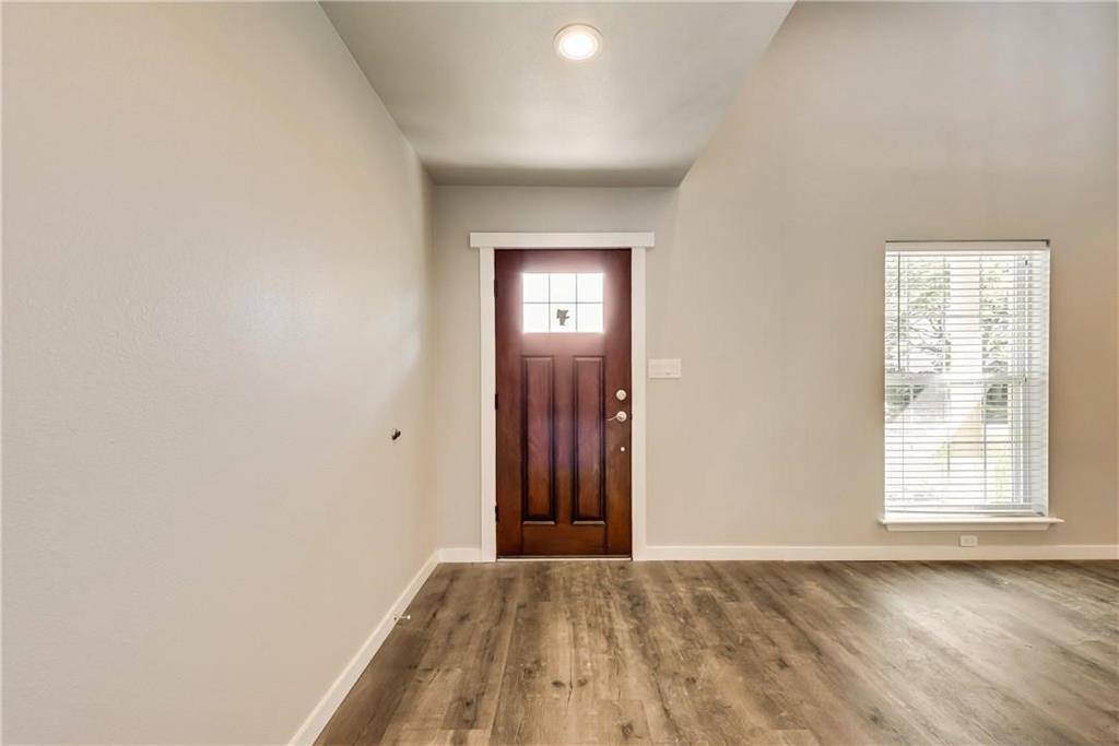 10216 Carry Back Circle, Dallas, TX 75229