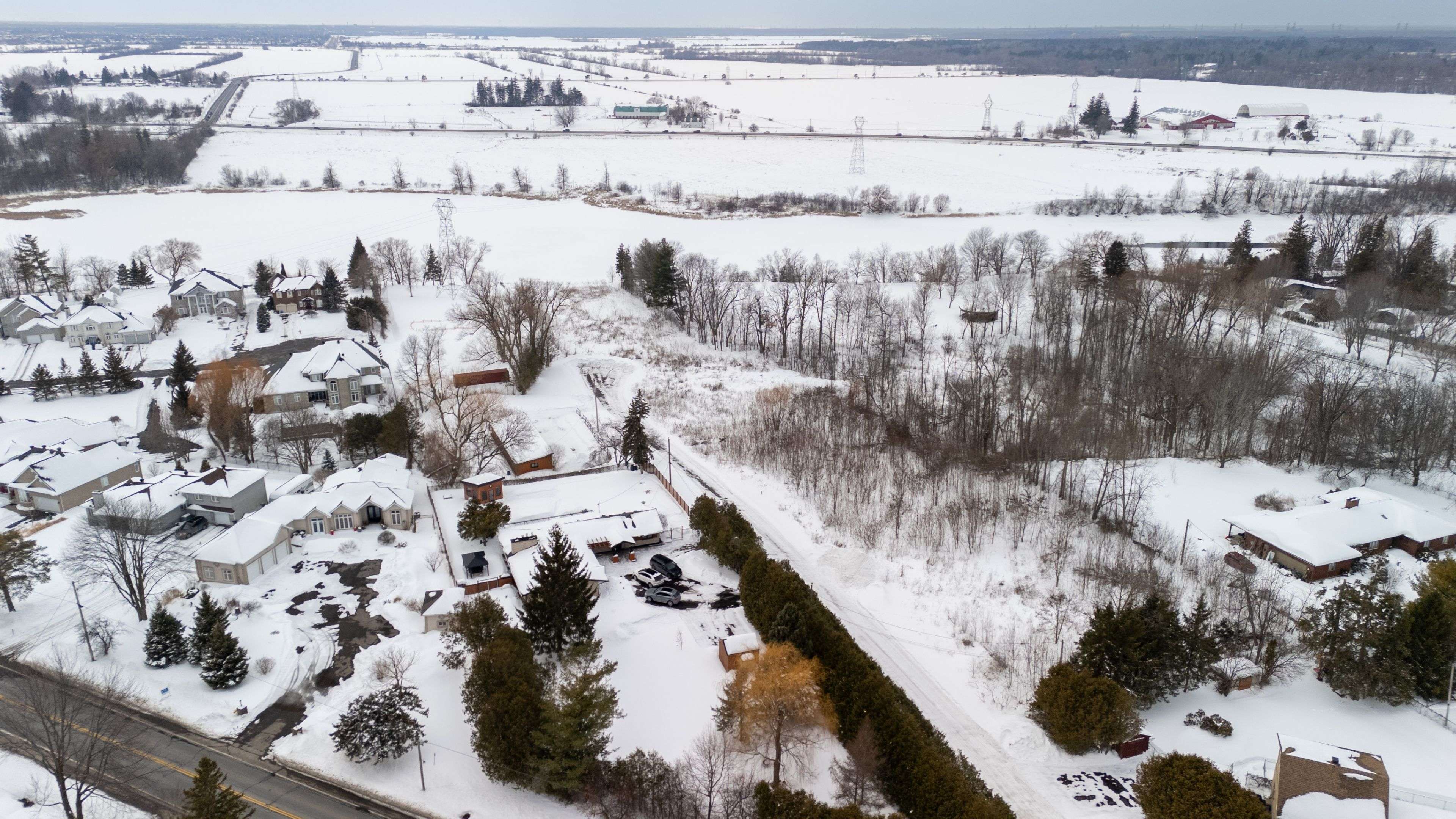 348 River RD, Blossom Park - Airport And Area, ON K1V 1R8