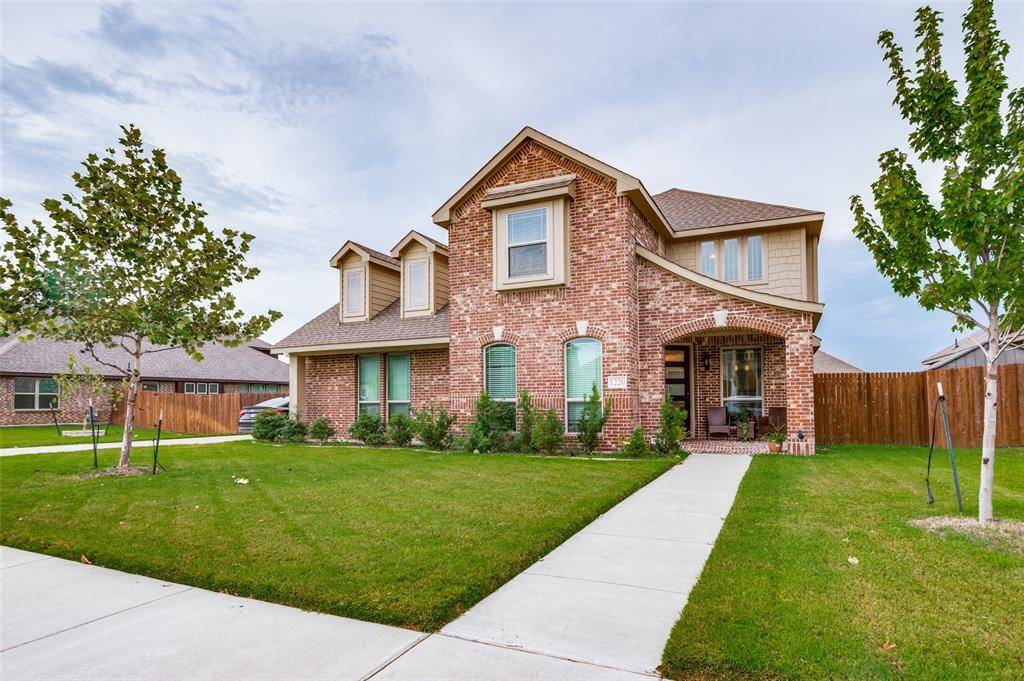 1220 Richard Pittmon Drive, Desoto, TX 75115