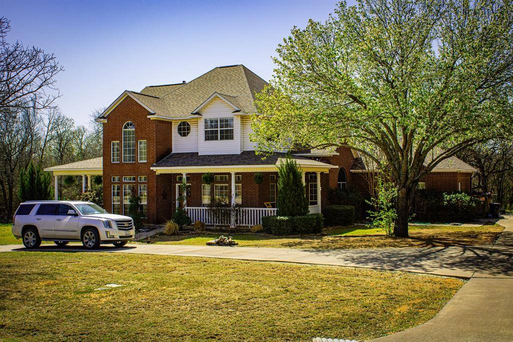 10 Shady  Creek Lane, Bridgeport, TX 76426