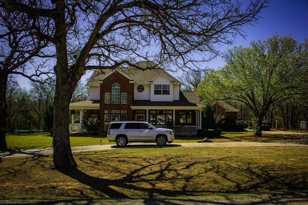 10 Shady  Creek Lane, Bridgeport, TX 76426