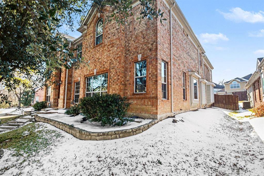 1930 Wind Lake Circle, Garland, TX 75040