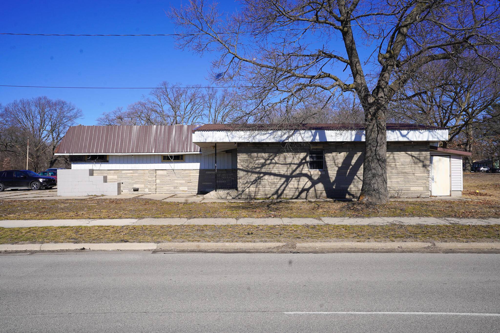 604 E Sherman BLVD, Muskegon Heights City, MI 49444