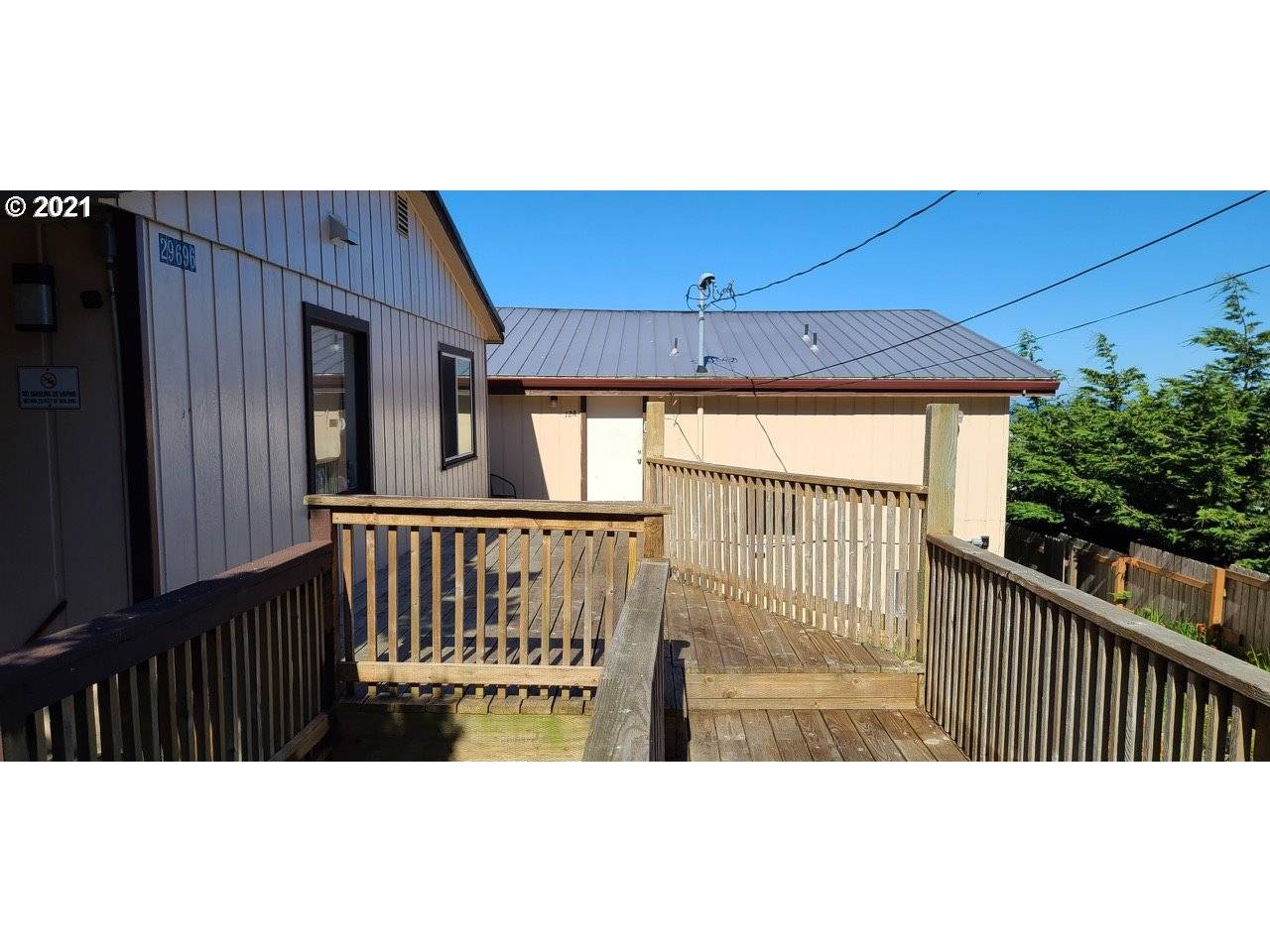 29696 Shore Pine LN, Gold Beach, OR 97444