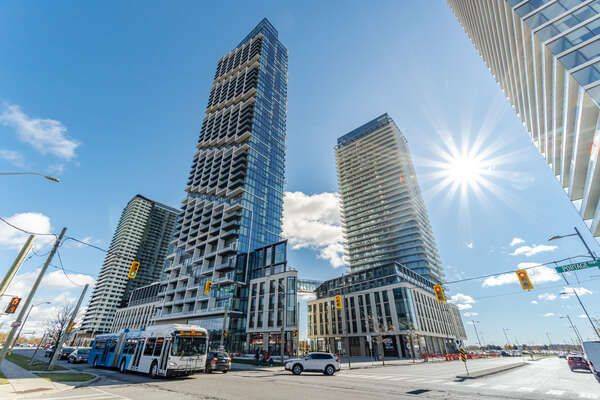 1000 PORTAGE Pkwy #3901, Vaughan, ON L4K 0L1