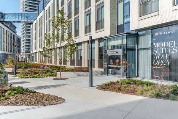 1000 PORTAGE Pkwy #3901, Vaughan, ON L4K 0L1