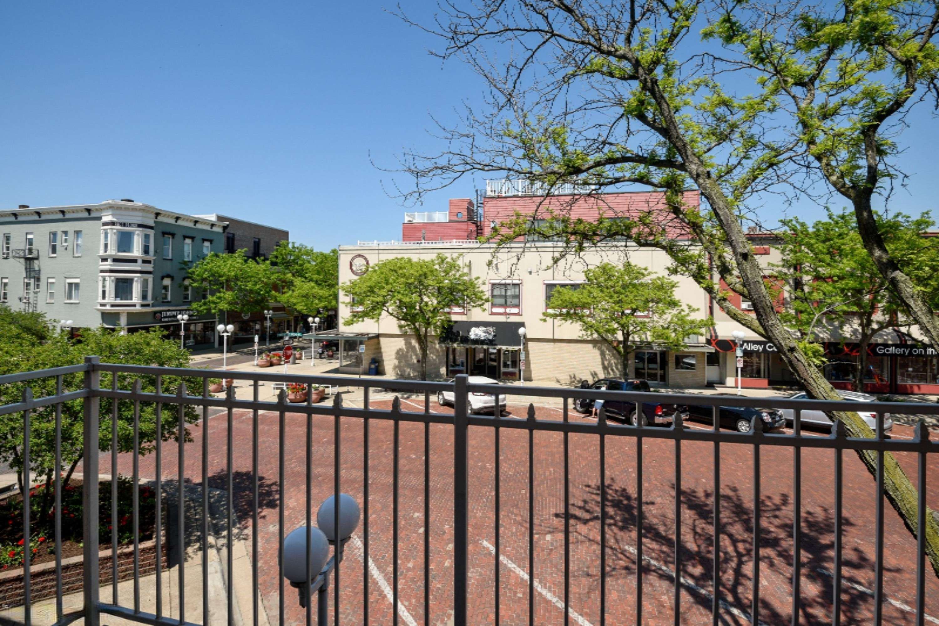 403 State ST #3, St. Joseph City, MI 49085