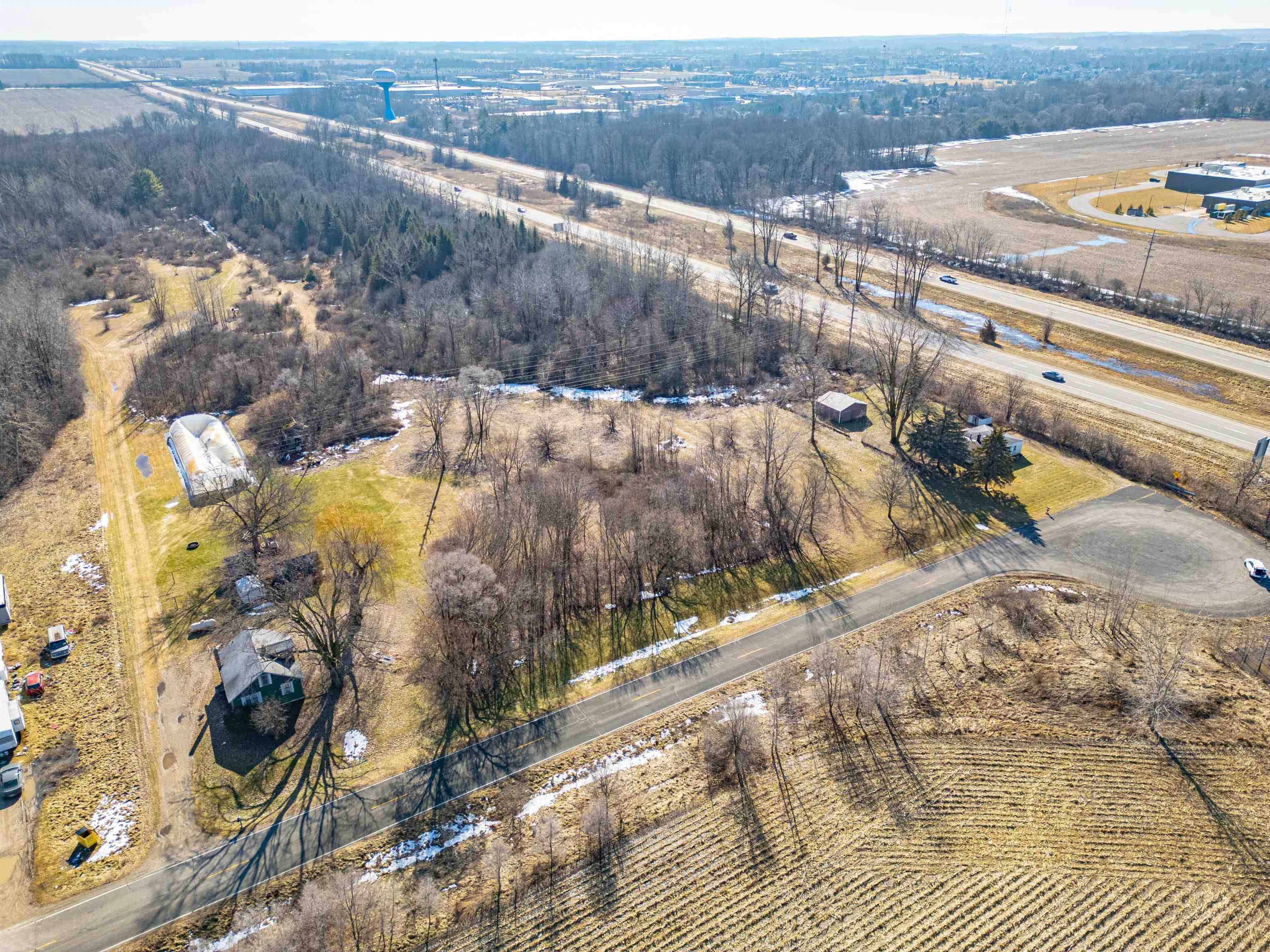 5612 E Remus RD, Union Twp, MI 48858