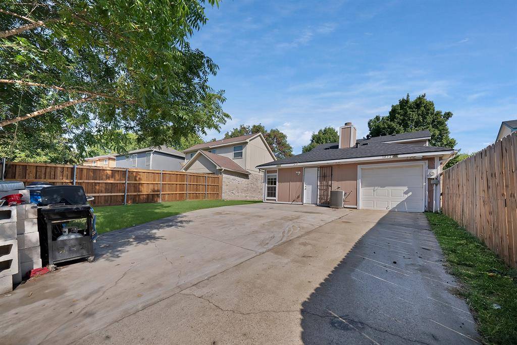 10328 Wood Heights Drive, Dallas, TX 75227