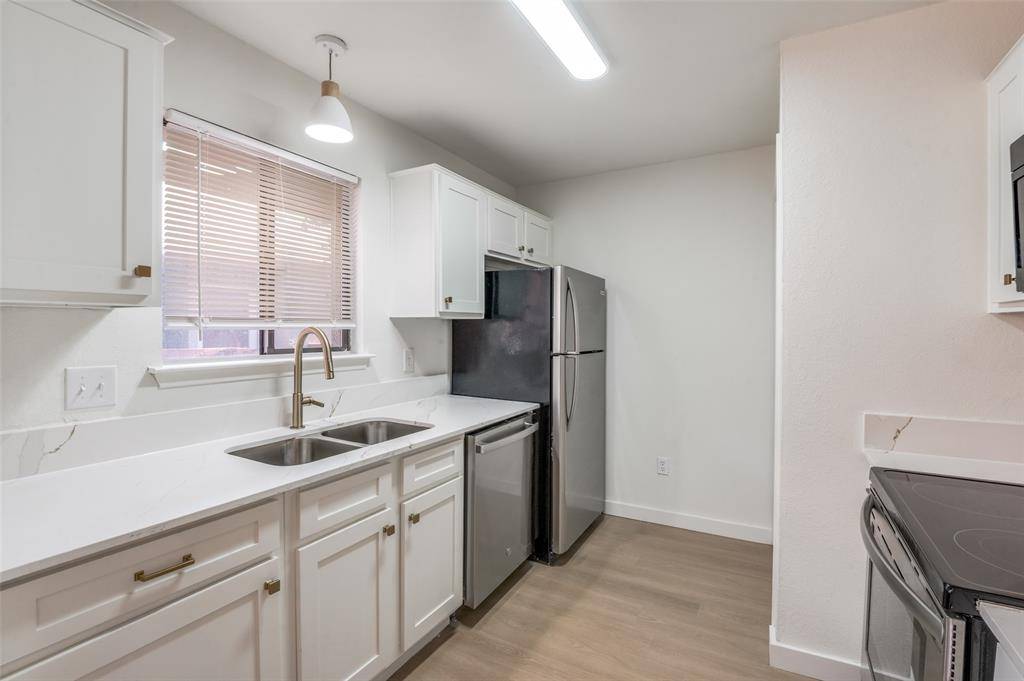 5550 Spring Valley Road #D31, Dallas, TX 75254