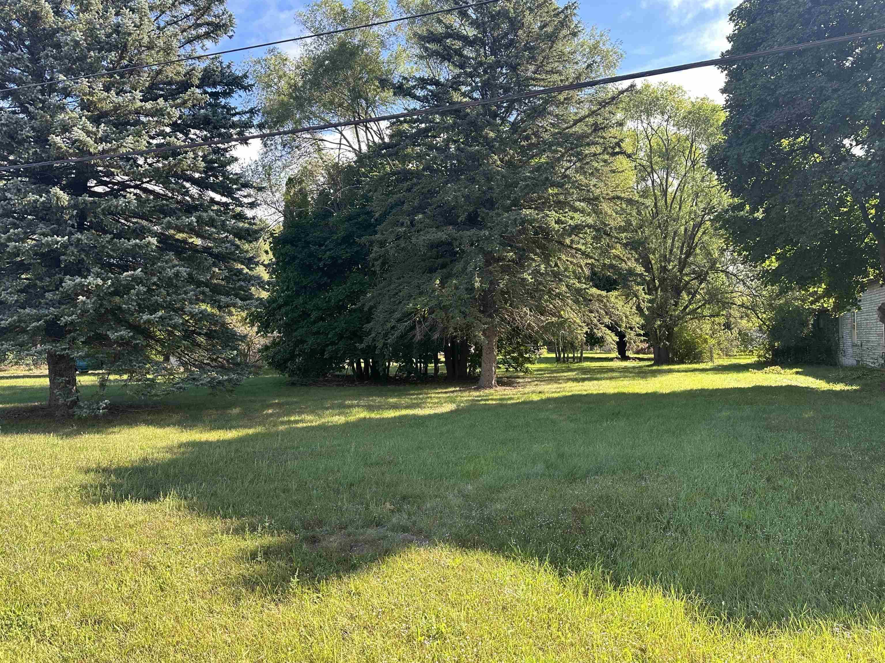 11253 Deer Lake RD, Grant Twp, MI 48617