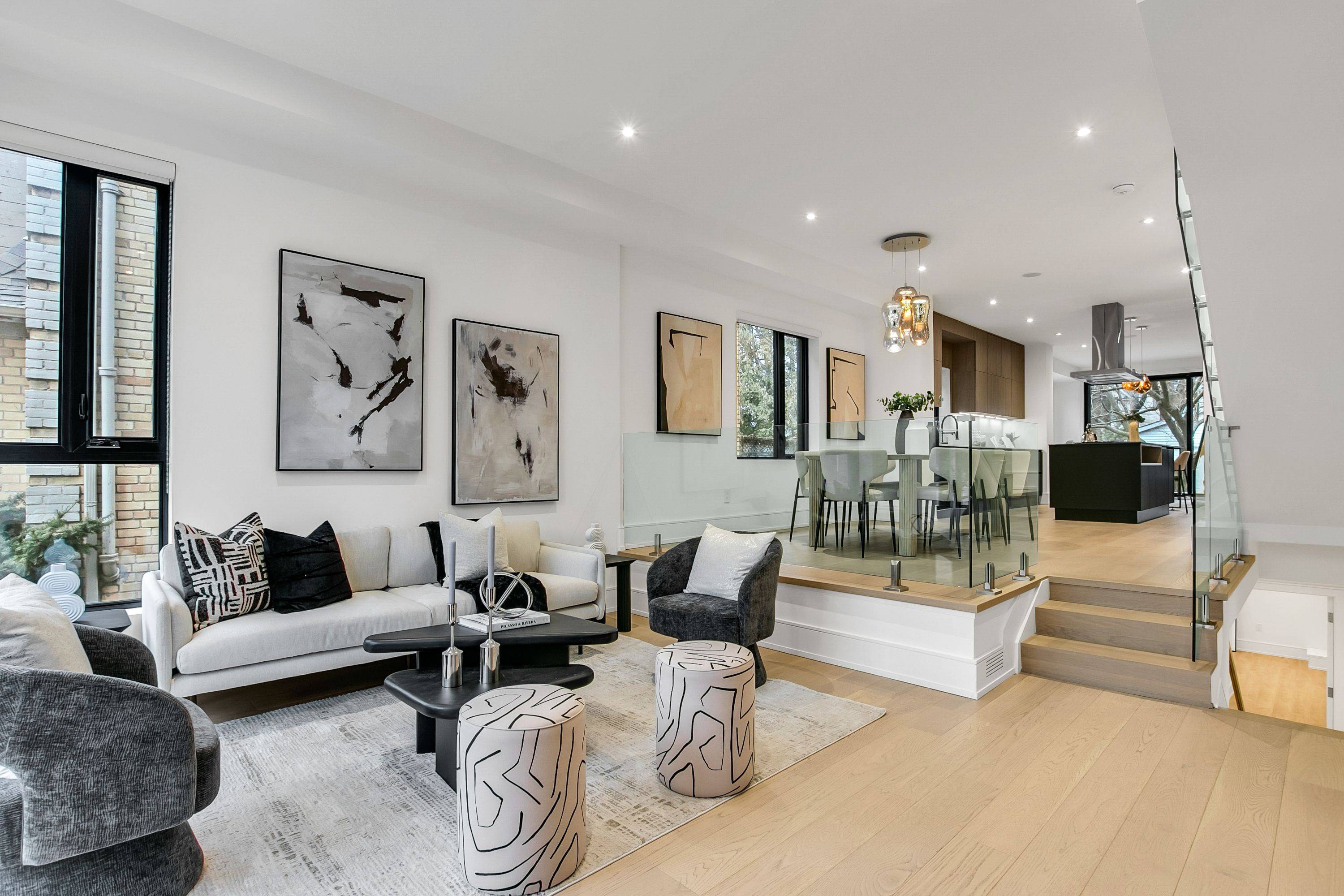 354 Cleveland ST, Toronto C10, ON M4S 2W9