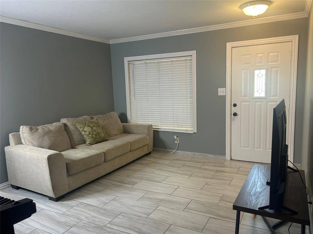 1408 Pikeview Terrace, Arlington, TX 76011